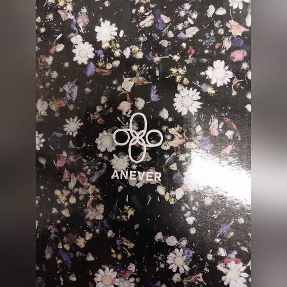 BE@RBRICK IS A UNIQUE VINYL TOY, ITS FERVENTLY DESIRED. EACH ITEM IS PRICED. ASK - Picture 2 of 16